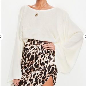 wide sleeve crop sweater